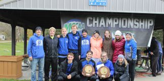 Group photo of the cross-country runners.